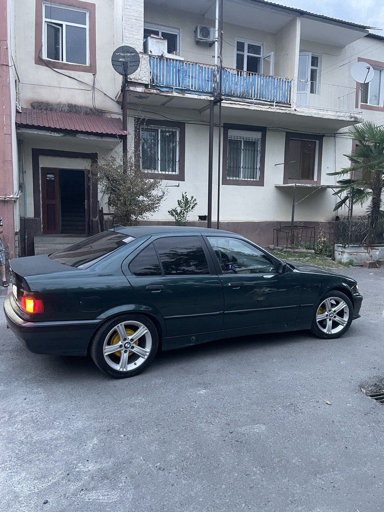 BMW 318, 1.8 L, 1993 il, 390 000 km — Avtomobillər, Zaqatala (12)