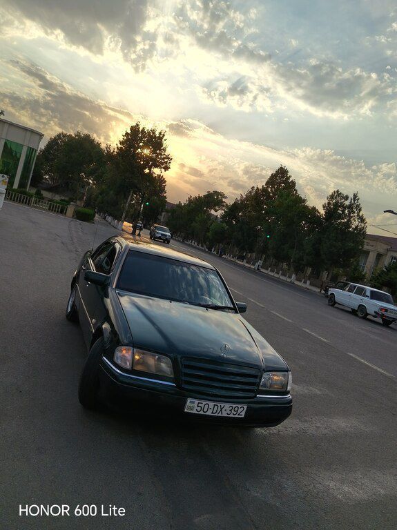 Mercedes C 200, 2.0 L, 1997 il, 335 000 km — Avtomobillər, Saatlı (2)
