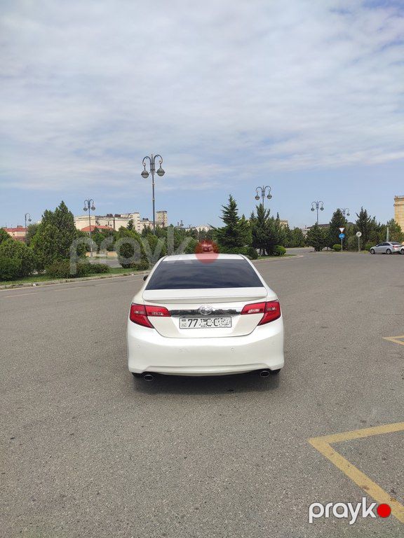 Toyota Camry, 2.5 L, 2013 il, 300 000 km — Avtomobillər, Bakı (12)