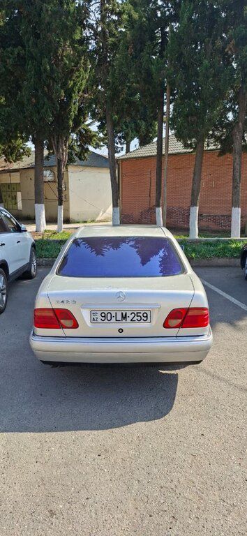 Mercedes E 240, 2.4 L, 1999 il, 256 000 km — Avtomobillər, Masallı (3)