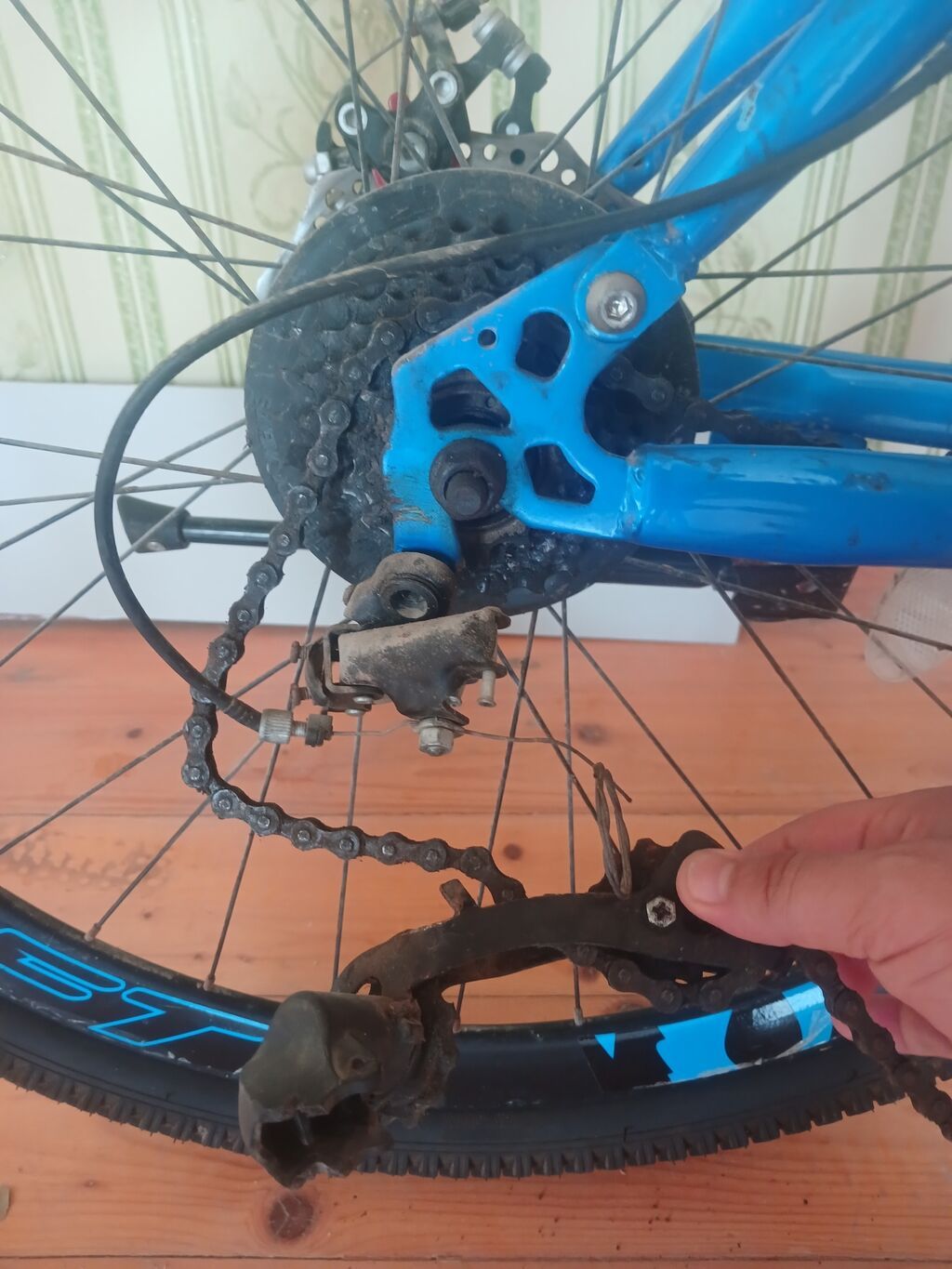 SAFT markalı dağ/trekkinq tipli velosiped. Qara-göy rəng — Dağ velosipedləri, Bakı (4)