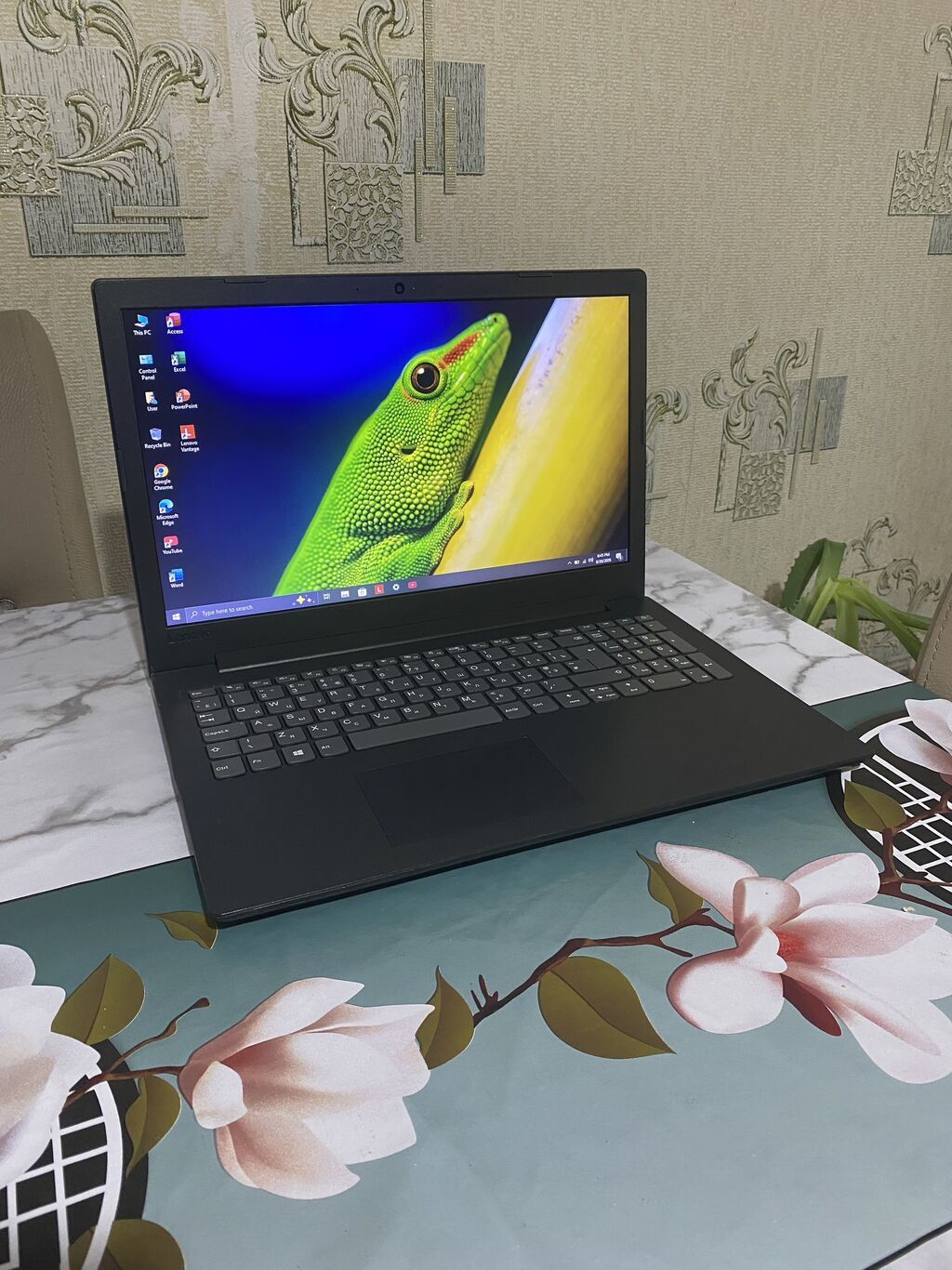 İşlənmiş Lenovo IdeaPad, 15.6 ", Intel Core i3, 512 GB, Ünvandan götürmə, Ödənişli çatdırılma, Rayonlara çatdırılma — Lenovo, Bakı (3)