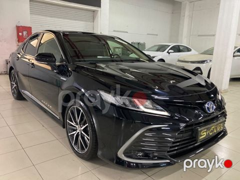 Toyota Camry, 2.5 L, 1.016 kWh, 2023 il, 19 000 km