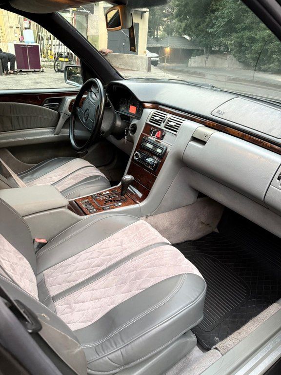 Mercedes E 240, 2.4 L, 1998 il, 280 000 km — Avtomobillər, Bakı (3)