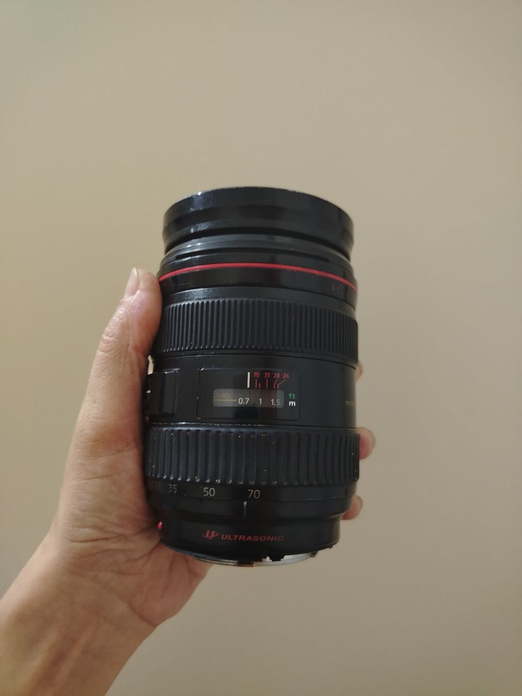 Canon EF tipli zoom obyektiv. Şəkillərdən göründüyü kimi obyektiv — Elektronika, Xırdalan (2)