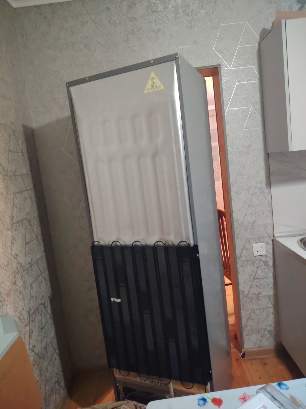 Xarab 2 qapılı Indesit Soyuducu Satılır, rəng - Gümüşü — Soyuducular, Bakı (6)