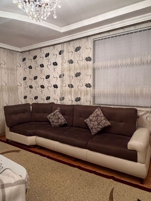 Divan tecili satlir 150 azn. Unvan hovsan izl 745 Nigaz