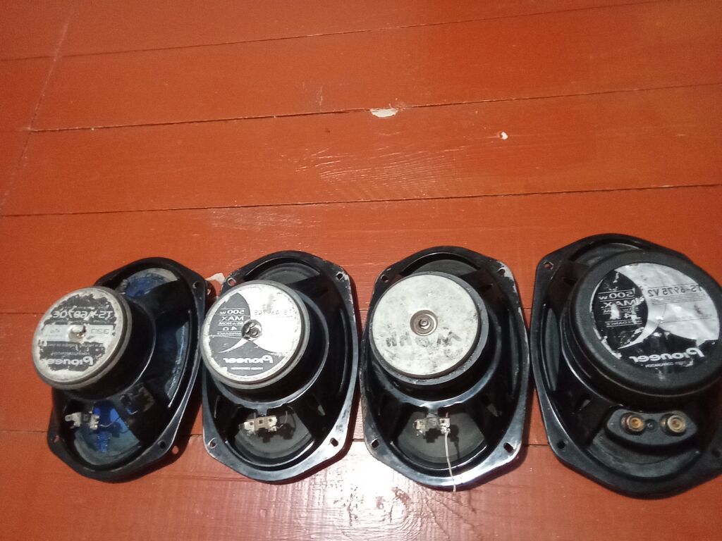 Qiyməti nəzərə alki pakofka satmıram. İşlək kalonkalardı xırıltısı — Elektronika, Gəncə (2)