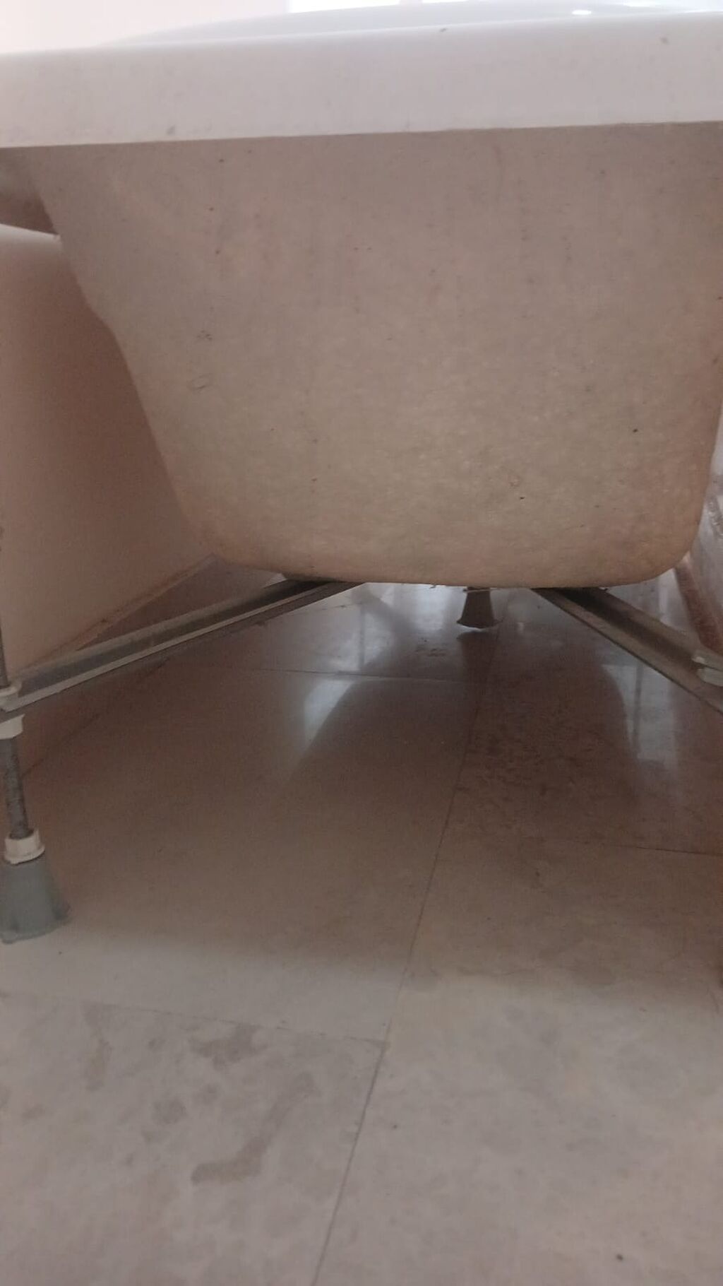 Akrilik vanna – ağ rəng, panel və karkaslı en 80 hündür 60 uzun 1.60 — Santexnika, Bakı (3)