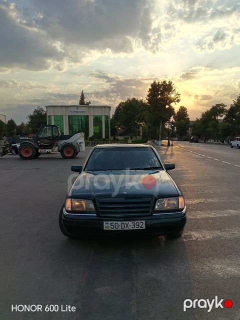 Mercedes C 200, 2.0 L, 1997 il, 335 000 km
