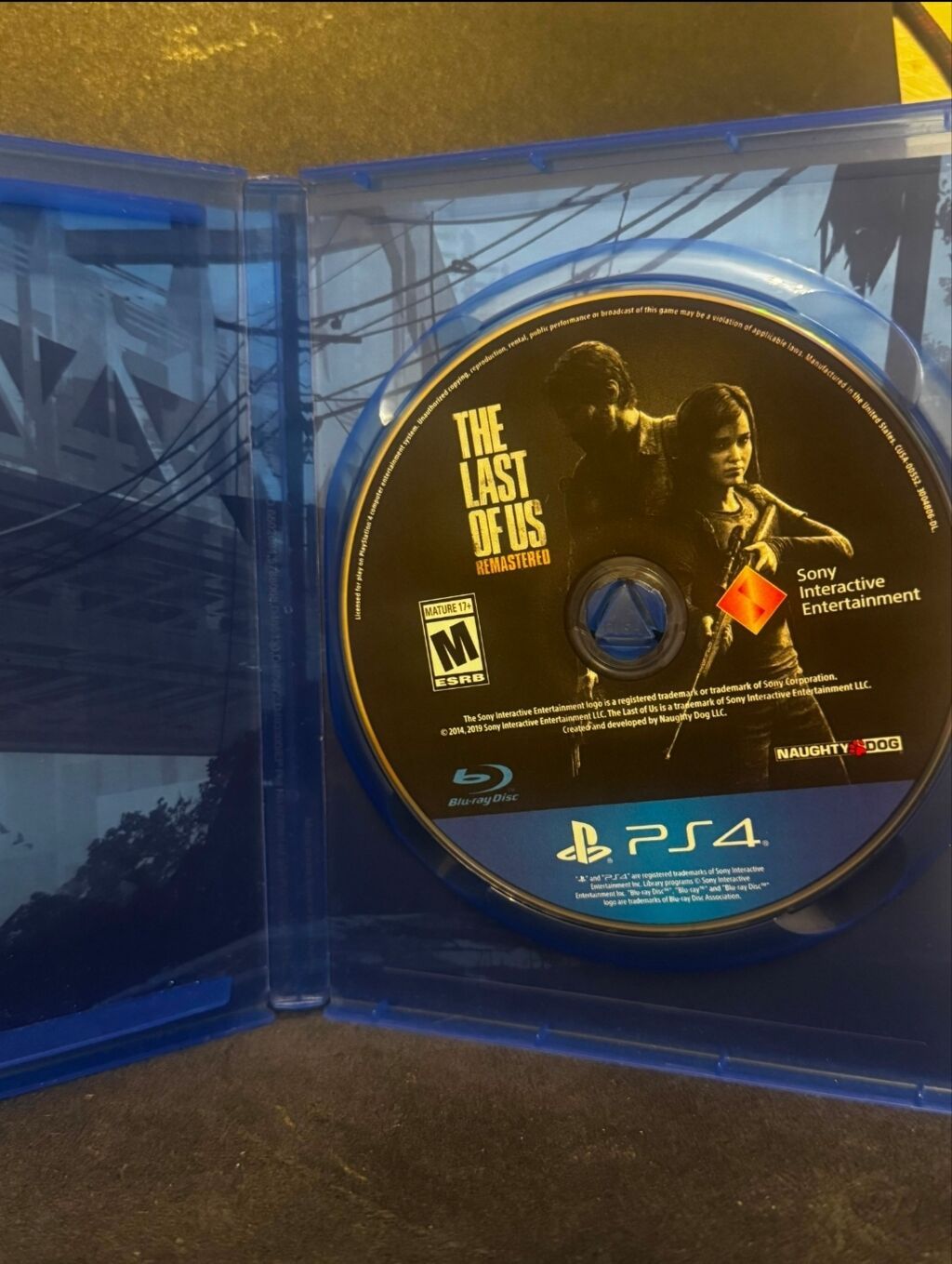 PS4 üçün **The Last of Us Remastered** oyun diski. Bu nəşr — Elektronika, Bakı (3)