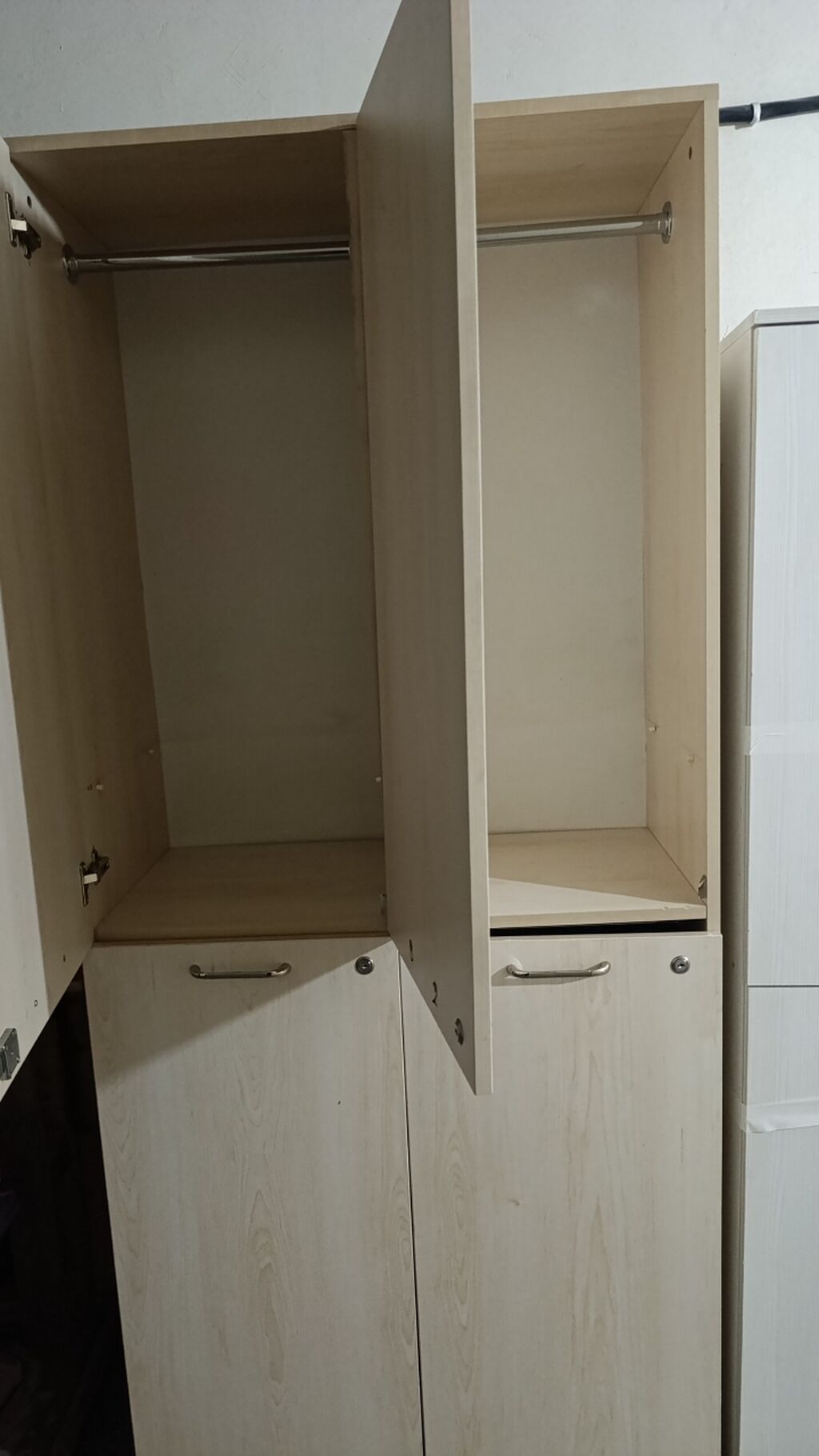 İşlənmiş, 4 qapılı, Bej, Taxta, Açılan, Düz dolab — Mebel, Digah (2)