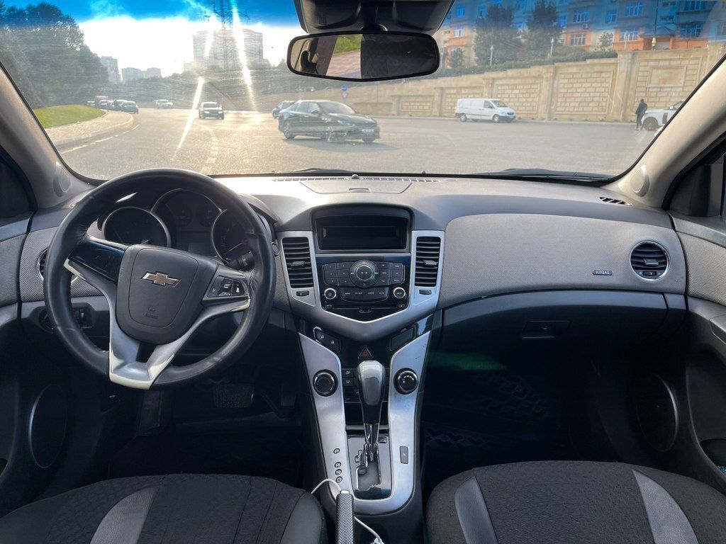 Chevrolet Cruze, 1.8 L, 2010 il, 280 000 km — Avtomobillər, Bakı (5)