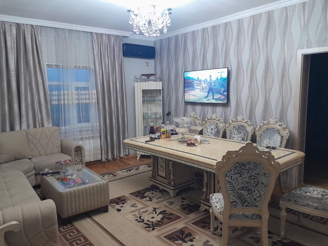 Həyət evi, M. Əsədov küç. — Ev, villa, Şirvan (5)