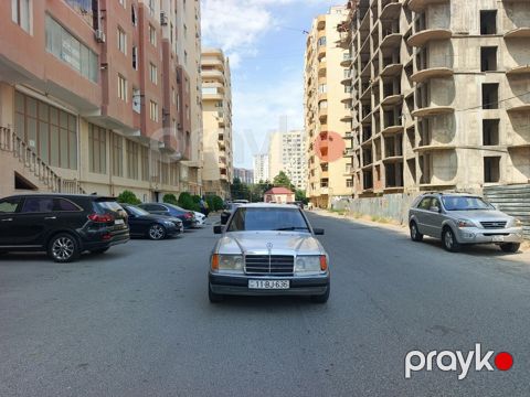 Mercedes 200 D, 2.0 L, 1992 il, 356 856 km