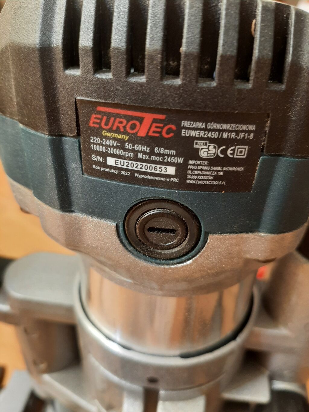 EUROTEC EUWER2450 (M1R-JF1-8) üst frezə – ağac emalı üçün güclü və — Mallar, Bakı (2)