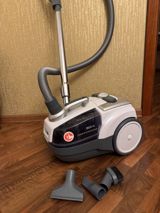 Aqua filtrasiya texnologiyalı tozsoran - Güc: 1800 W – güclü sovurma — Mallar
