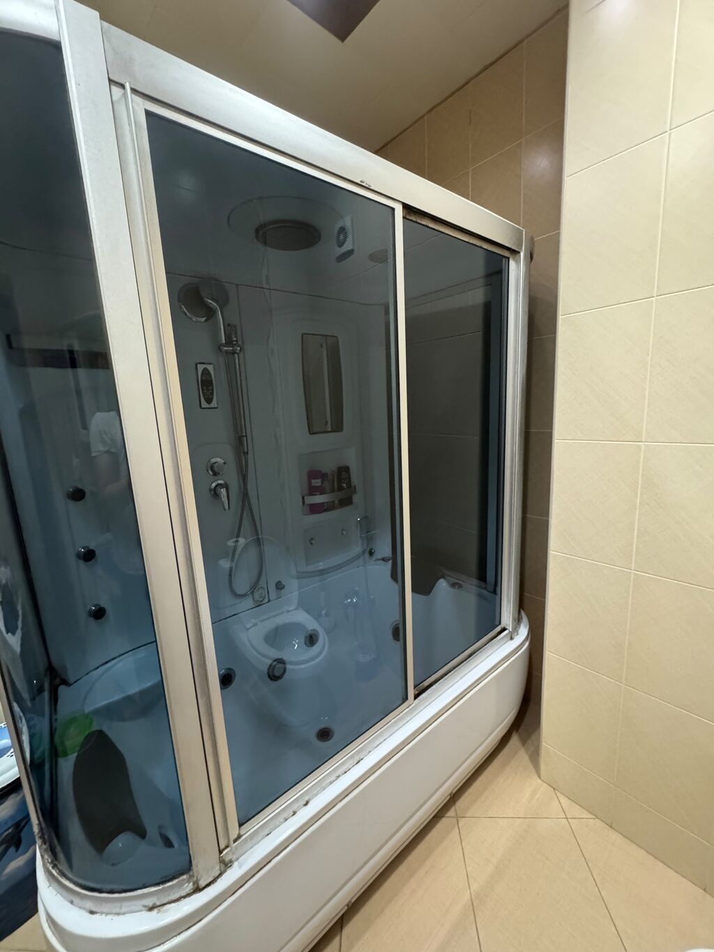 Hidromasaj funksiyalı duş kabinası-vanna komplekti. Məhsul iri — Santexnika, Bakı (3)