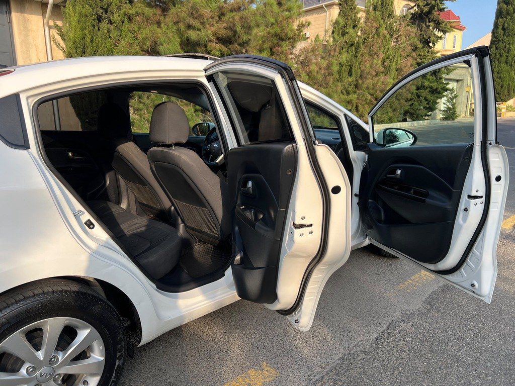 Kia Rio, 1.4 L, 2014 il, 154 231 km — Avtomobillər, Bakı (12)