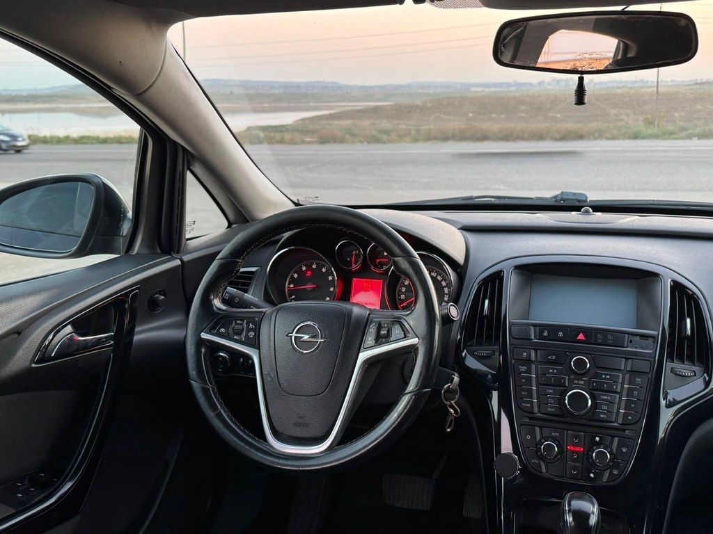 Opel Astra, 1.4 L, 2014 il, 155 600 km — Avtomobillər, Bakı (8)