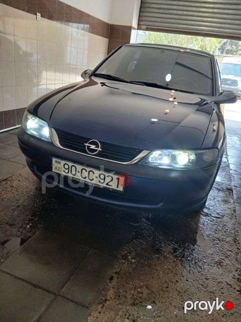 Opel Vectra, 1.8 L, 1997 il, 400 000 km