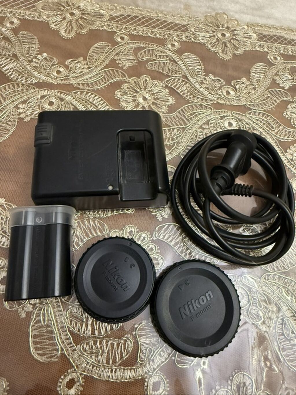 Nikon D7200 fotoaparat, AF-S DX NIKKOR 18-140mm 1:3.5-5.6G ED VR — Elektronika, Bakı (6)