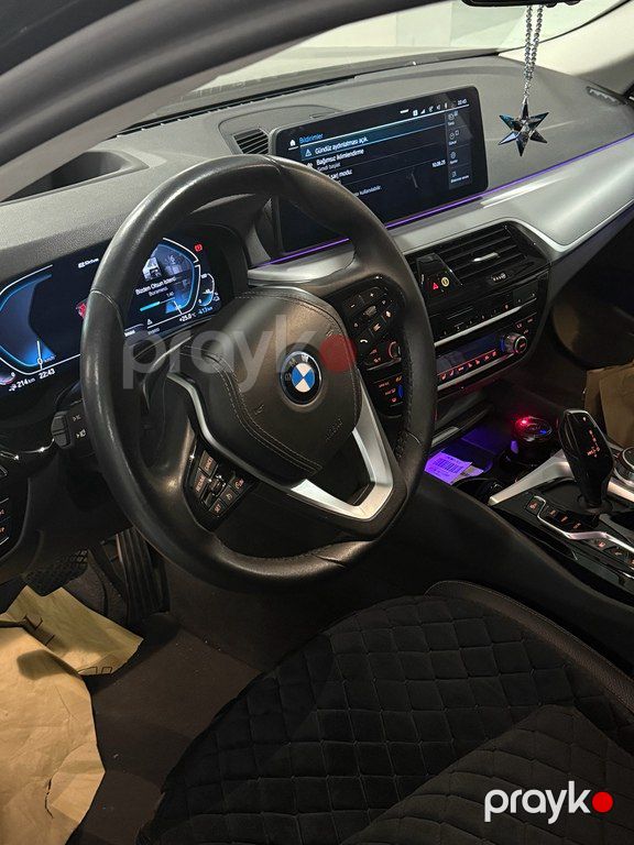 BMW 530e, 2.0 L, 12 kWh, 2023 il, 32 000 km — Avtomobillər, Bakı (4)