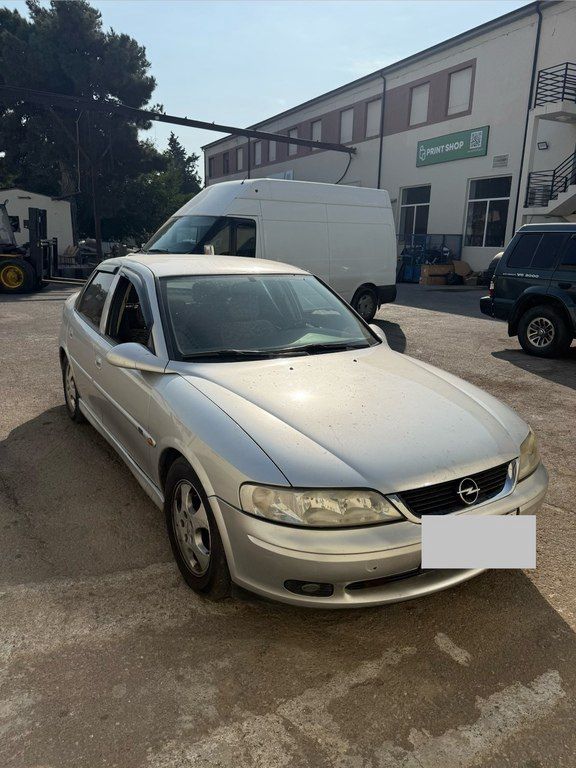 Opel Vectra, 1.8 L, 2001 il, 258 000 km — Avtomobillər, Bakı (2)