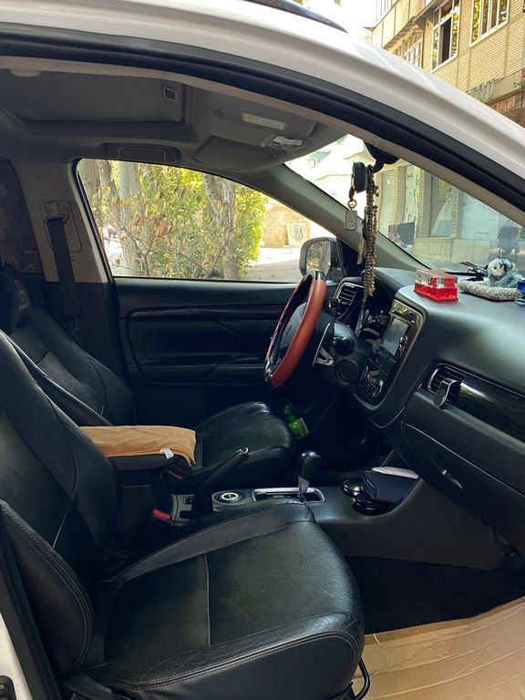 Mitsubishi Outlander, 3.0 L, 2015 il, 180 000 km — Avtomobillər, Mingəçevir (6)