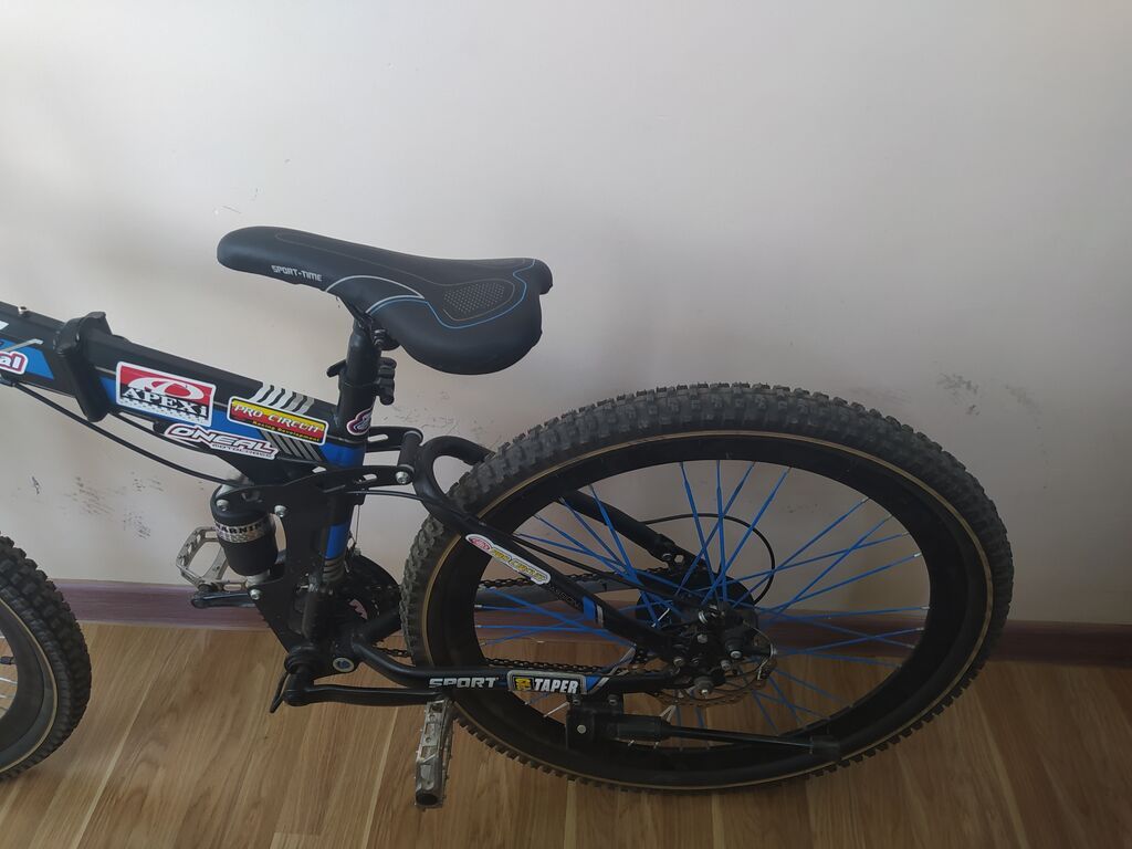 Dağ və şəhər sürüşləri üçün uyğun, sport üslublu velosiped. Əsas — Dağ velosipedləri, Bakı (3)