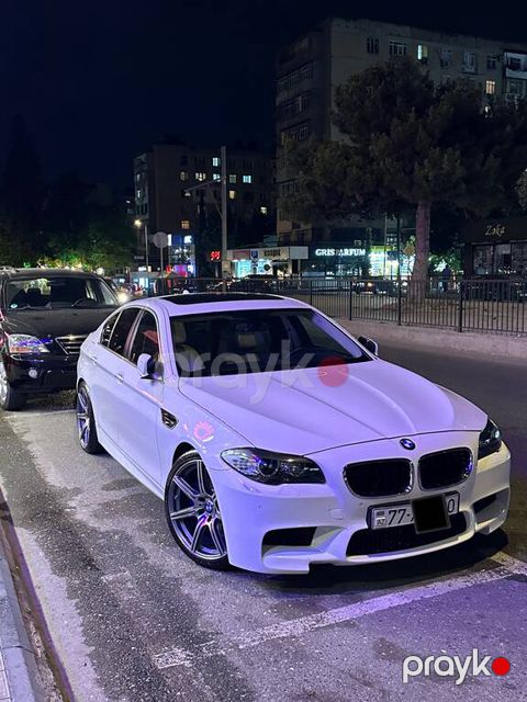 BMW 528, 2.0 L, 2012 il, 216 000 km