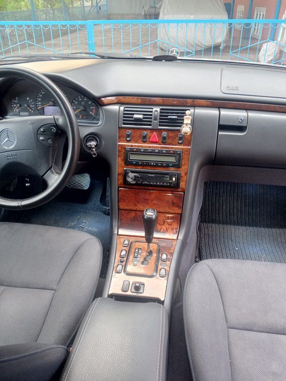Mercedes E 280, 2.8 L, 1999 il, 277 000 km — Avtomobillər, Cəlilabad (3)