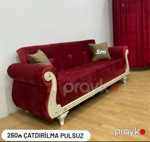 Açılıb-yığılan divan modeli. Klassik üslubda hazırlanmış bu divan