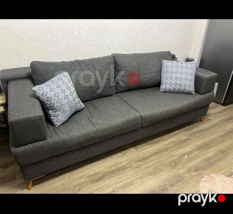 Qaranlıq boz rəngdə, müasir dizaynlı Divan satilir 110azn qiymet