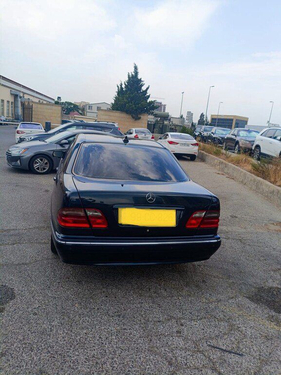 Mercedes E 220, 2.2 L, 2001 il, 400 000 km — Avtomobillər, Bakı (2)
