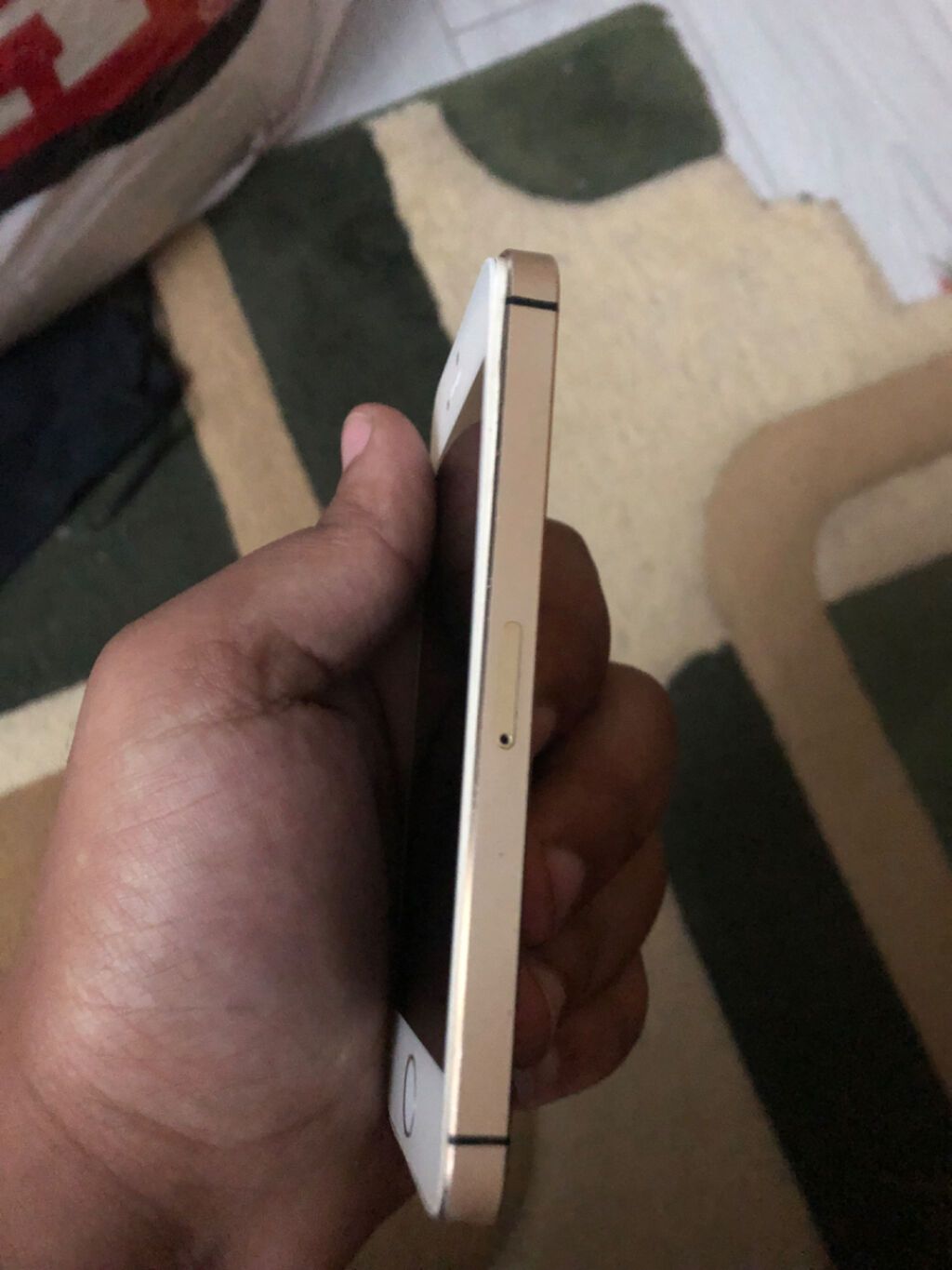 IPhone 5, 16 GB, Qırmızı — Apple iPhone, Bakı (4)