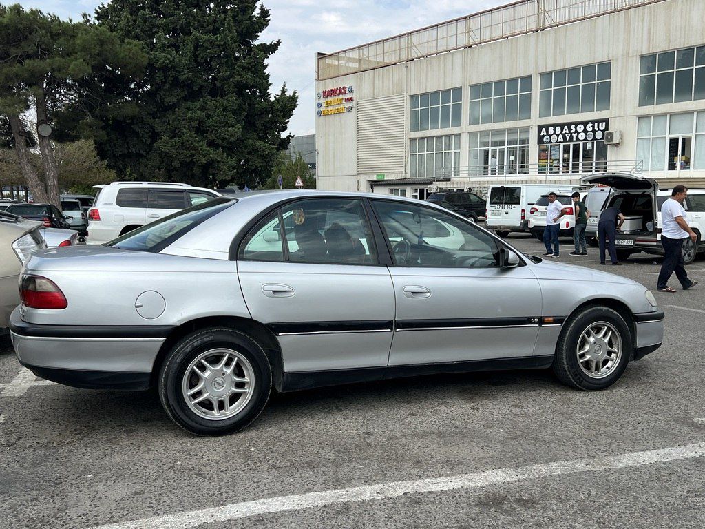 Opel Omega, 2.0 L, 1998 il, 378 000 km — Avtomobillər, Bakı (4)