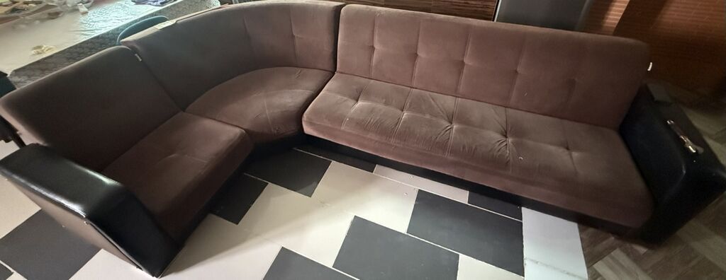 Künc divan satılır. 1.80 uzunlugu 1.20 kunculuyun uzunlugudu Qonaq — Mebel, Bakı (4)