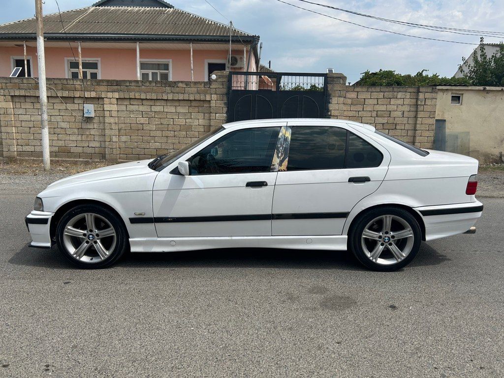 BMW 318, 1.8 L, 1994 il, 321 000 km — Avtomobillər, Sumqayıt (9)