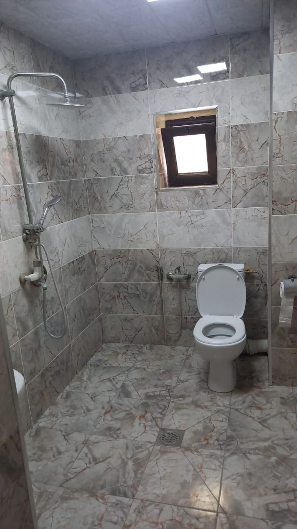 Xaçmaz şəhərində həyət evi kirayə verilir. 🏠 Ev yaşayış üçün tam — Daşınmaz əmlak, Xaçmaz (5)