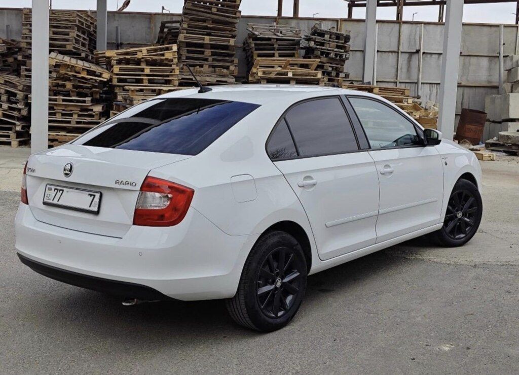 Skoda Rapid, 1.6 L, 2016 il, 243 000 km — Avtomobillər, Bakı (5)