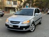 Kia Rio, 1.5 L, 2007 il, 309 000 km — Автомобили