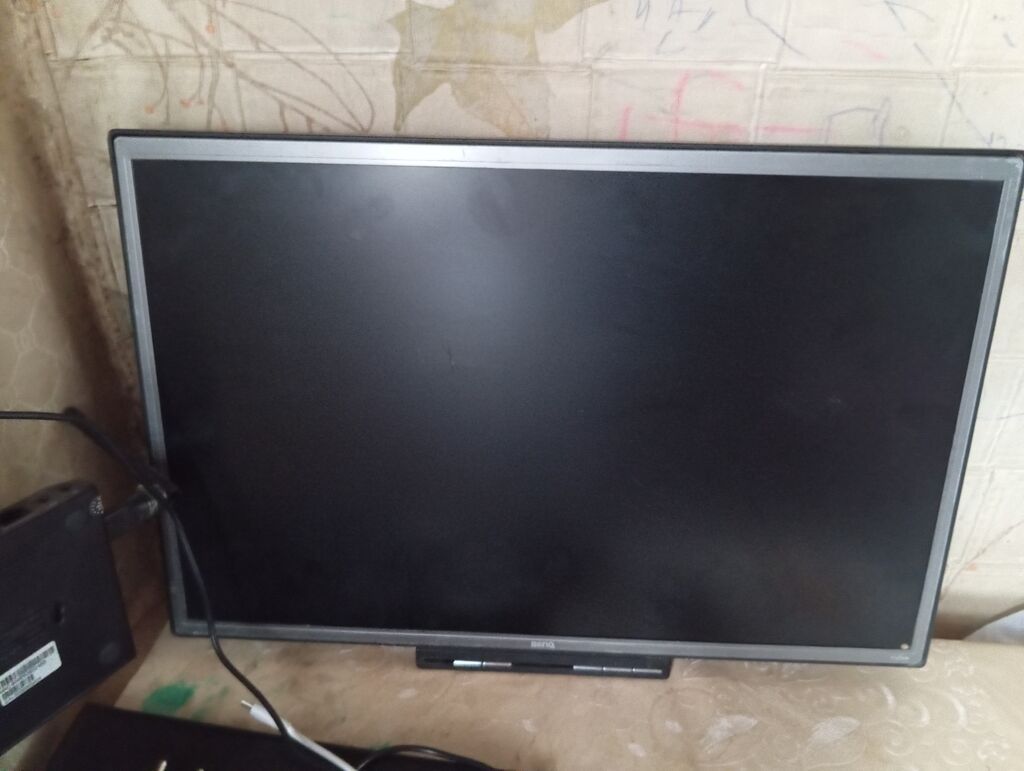 BenQ LCD monitor - Ekran ölçüsü: təqribən 21–24 düym (geniş ekran) - — Elektronika, Masazır (3)