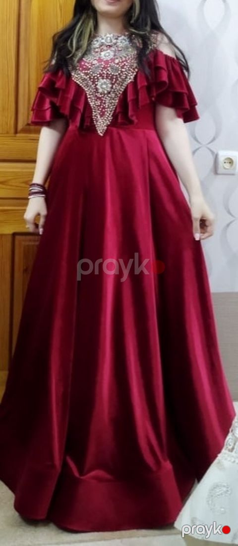 Ziyafət donu, bordo, M — Saray