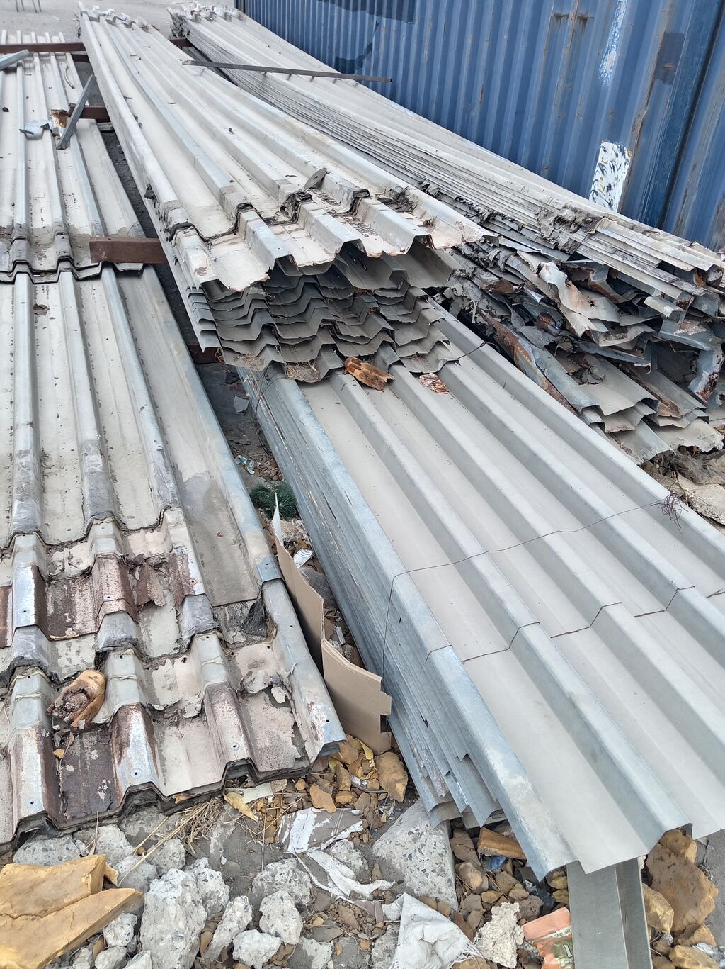 1 metrəsi 8 manat — Dam örtükləri, Bakı (3)