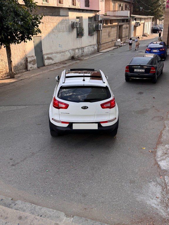 Kia Sportage, 2.0 L, 2011 il, 359 000 km — Avtomobillər, Bakı (2)