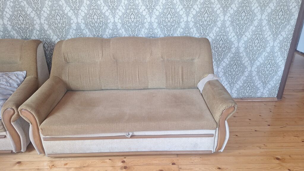 İşlənmiş, Klassik divan, Divan, Bazalı, Açılan — Mebel, Bakı (3)