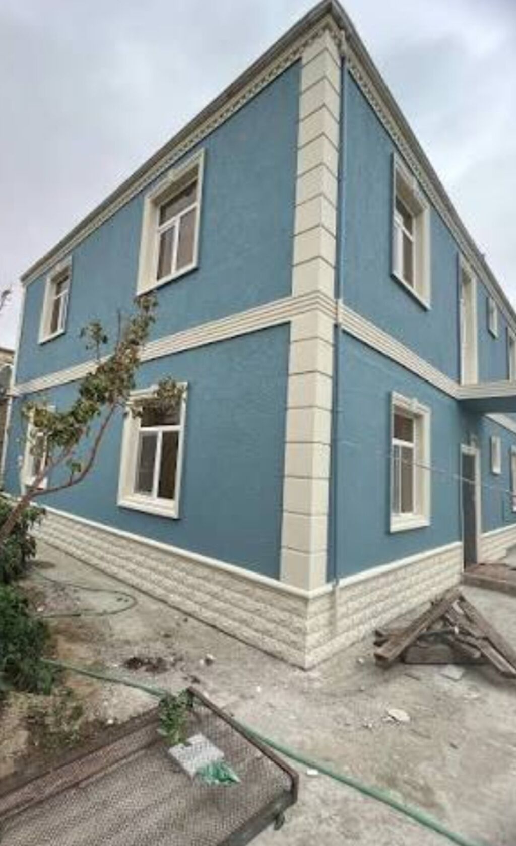 İşin xüsusiyyətləri: - Xarici divarlar üçün dekorativ teksturalı suvaq — Fasad işləri, Bakı (7)