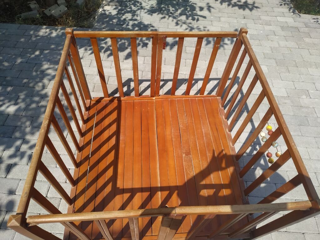 Taxtadan hazırlanmış uşaq maneci. Kvadrat formalı konstruksiyaya — Mallar, Bakı (4)