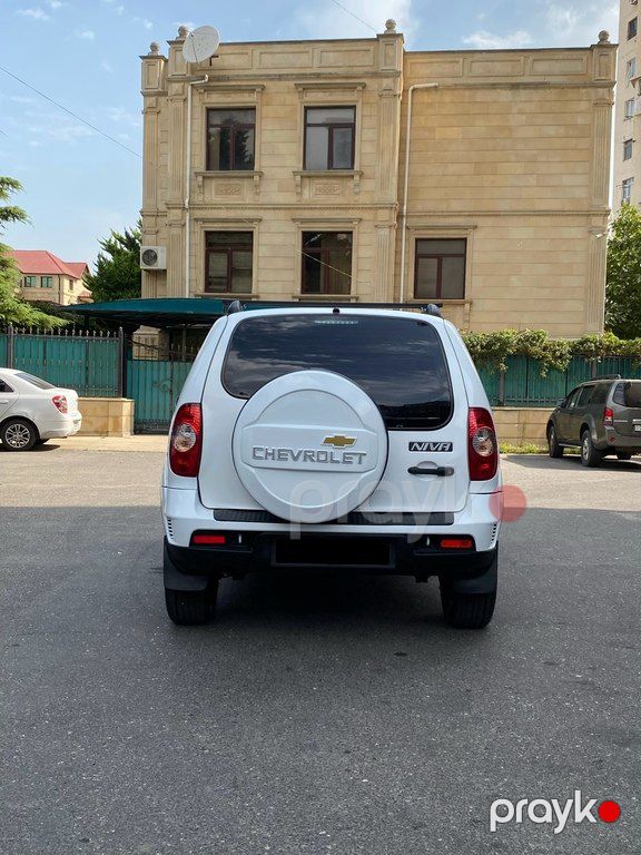 Chevrolet Niva, 1.7 L, 2017 il, 148 000 km — Avtomobillər, Bakı (5)